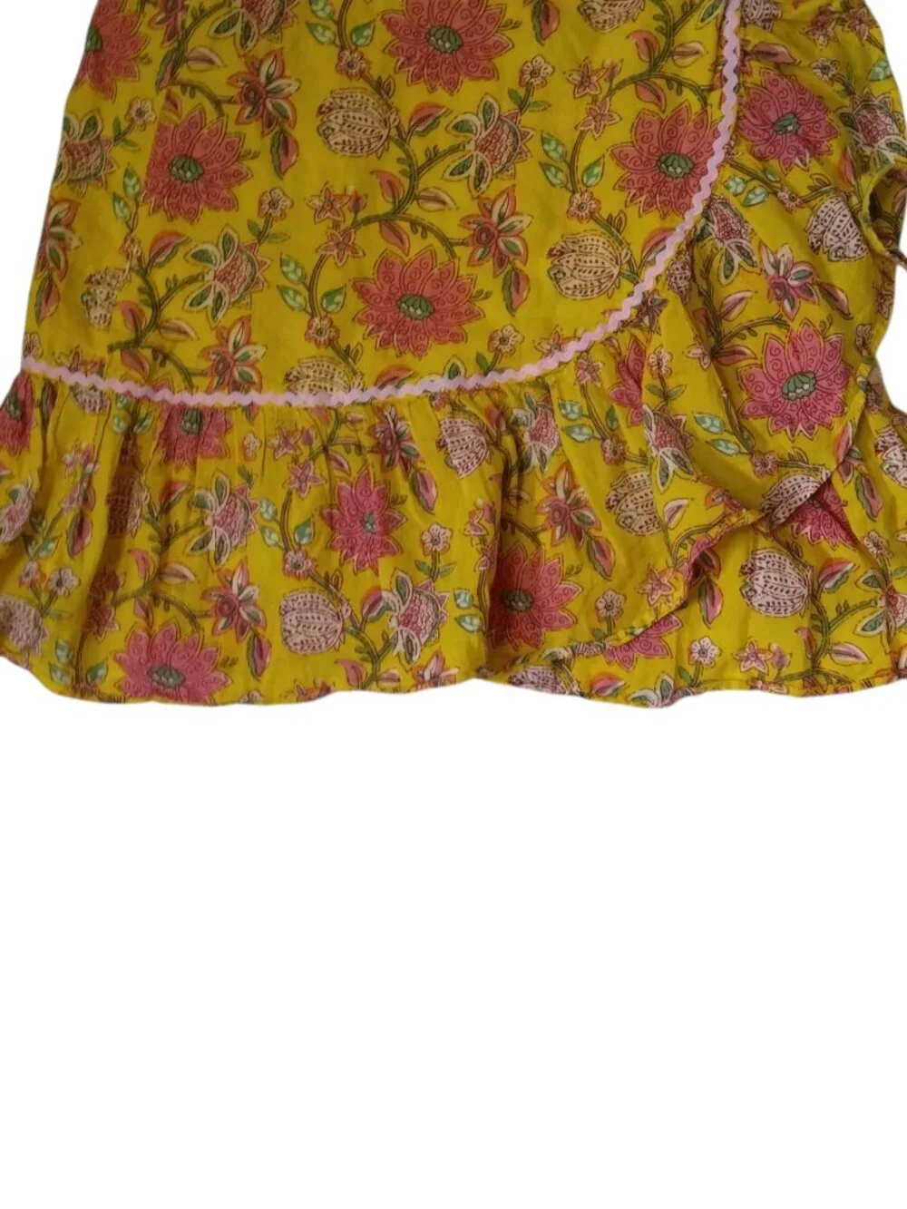 Neve & Noor Floral Wrap Mini Skirt Size Medium Ruffle Flirty Boho Cottagecore
